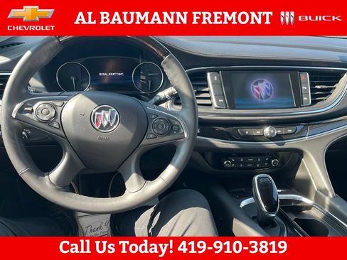 Used 2021 Buick Enclave Avenir w/ Avenir Technology Package FWD image 12