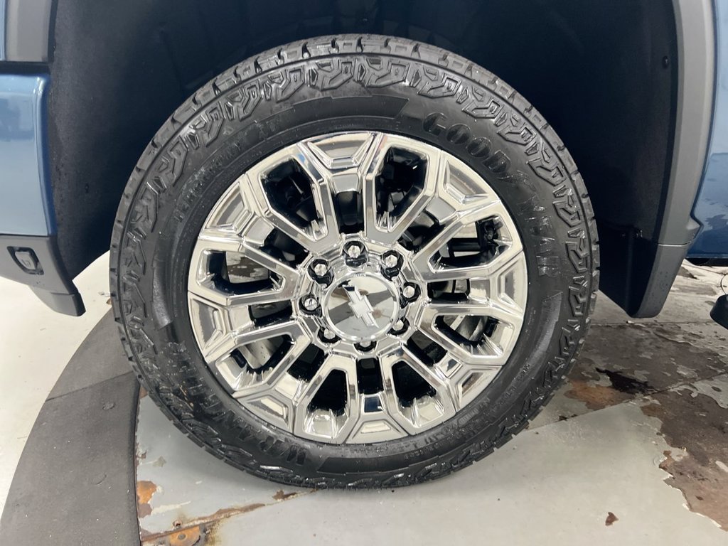 New 2026 Chevrolet Silverado 2500 High Country w/ High Country Premium Package AWD/4WD image 28