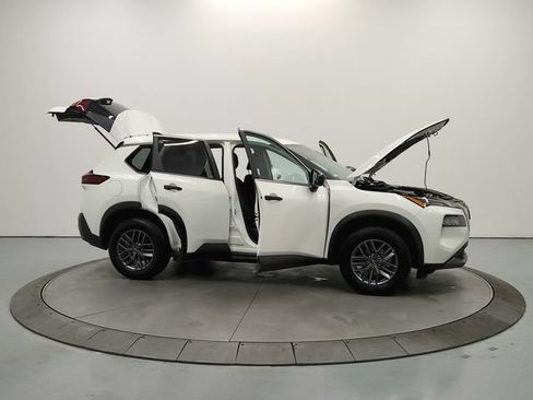 Used 2023 Nissan Rogue S AWD/4WD image 17