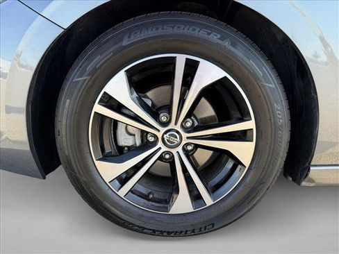 Used 2023 Nissan Sentra SV image 23