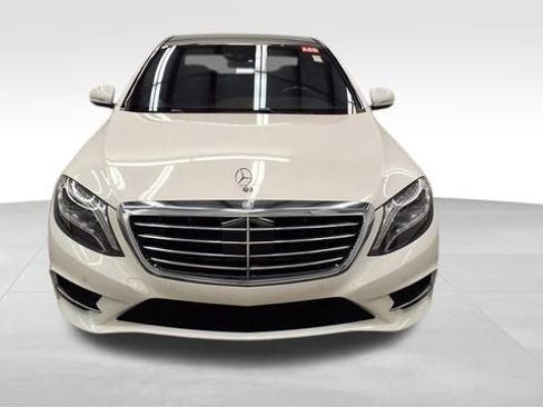 Used 2017 Mercedes-Benz S 550 Sedan image 2