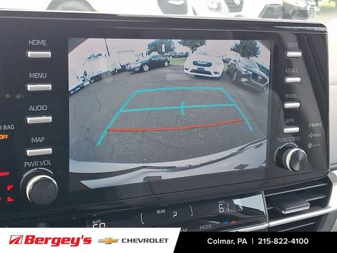 Used 2023 Toyota Sienna XLE AWD/4WD image 21