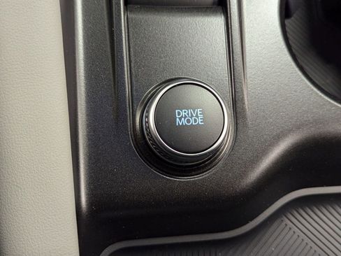 New 2026 Ford Explorer Active w/ Active Comfort Package image 27