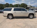 Used 2015 GMC Yukon XL SLE w/ Convenience Package image 5
