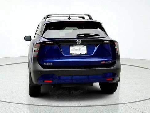 Used 2026 Nissan Kicks SR w/ SR Premium Package AWD/4WD image 5
