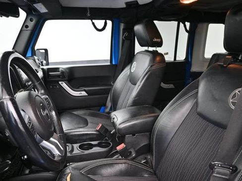 Used 2014 Jeep Wrangler Unlimited Sport AWD/4WD image 17