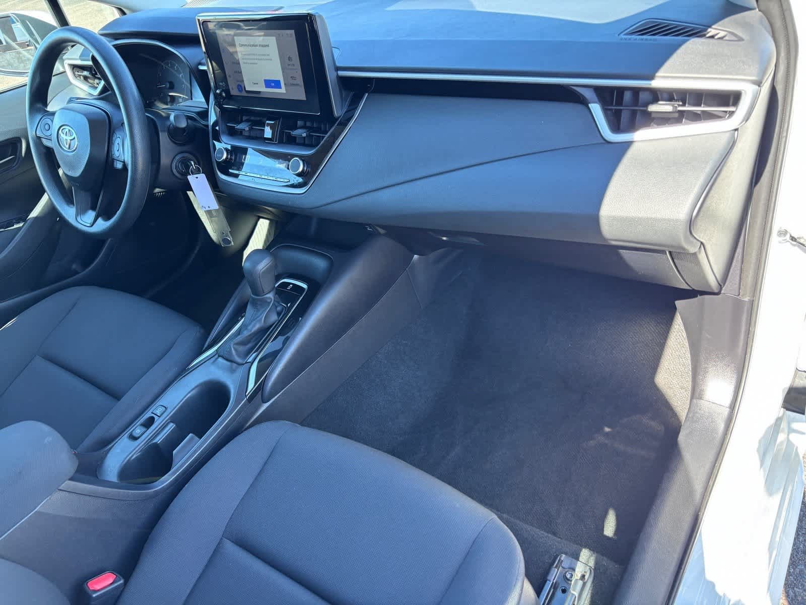 Used 2025 Toyota Corolla LE FWD image 13