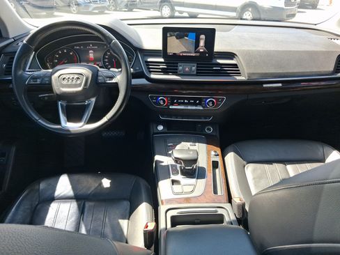 Used 2019 Audi Q5 2.0T Premium w/ Convenience Package AWD/4WD image 25