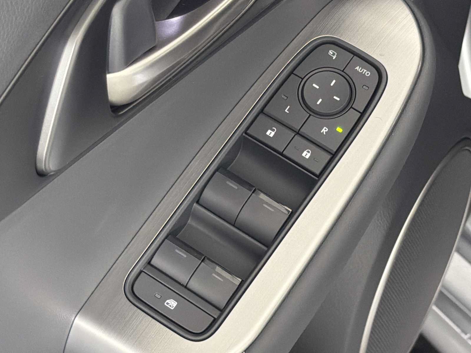 New 2026 Lexus IS 350 F Sport w/ Technology Package RWD image 31