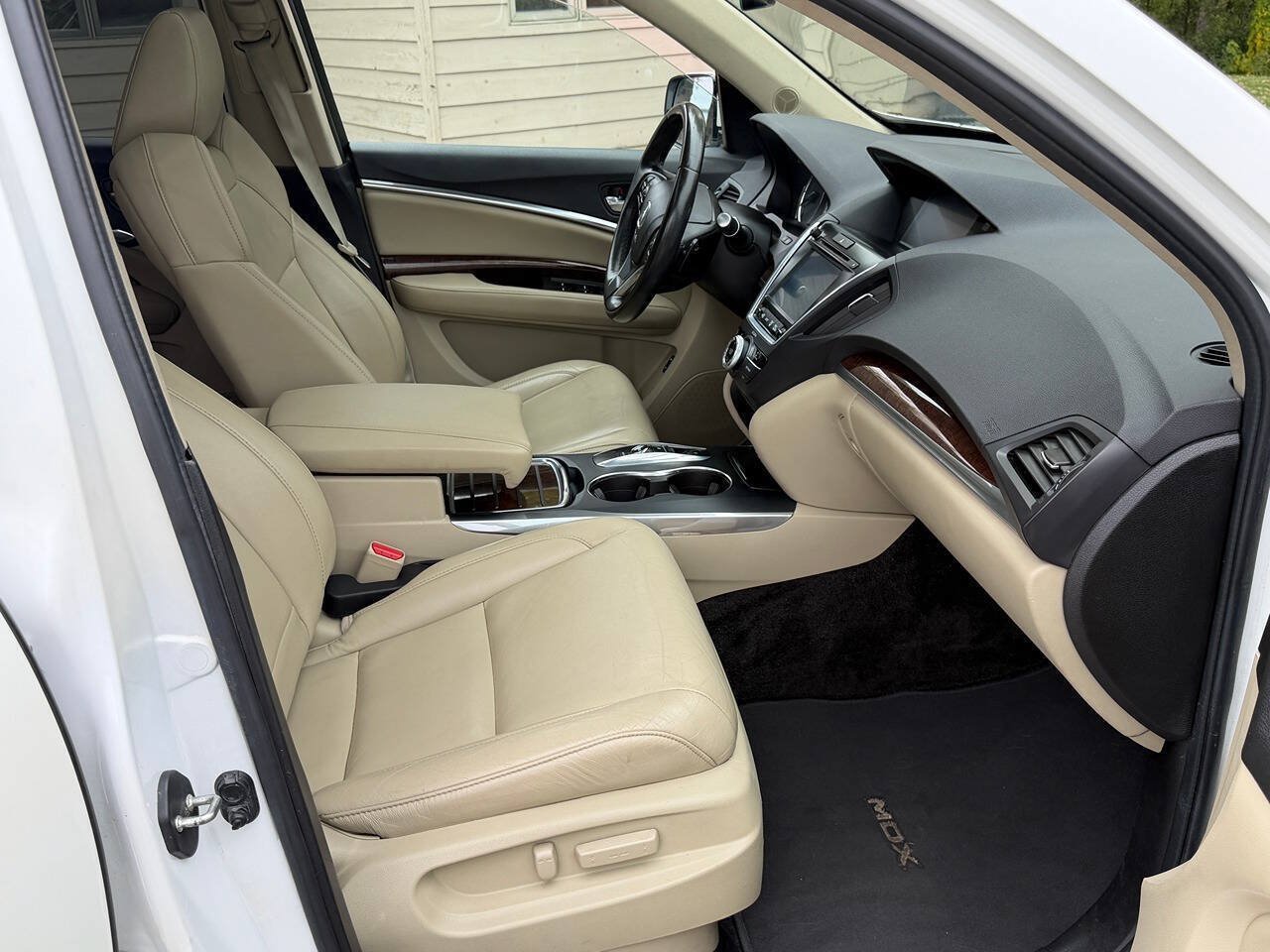 Used 2018 Acura MDX SH-AWD image 16