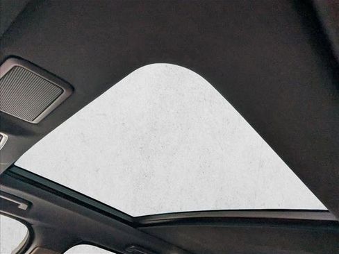 Used 2020 Land Rover Range Rover Sport HST image 16