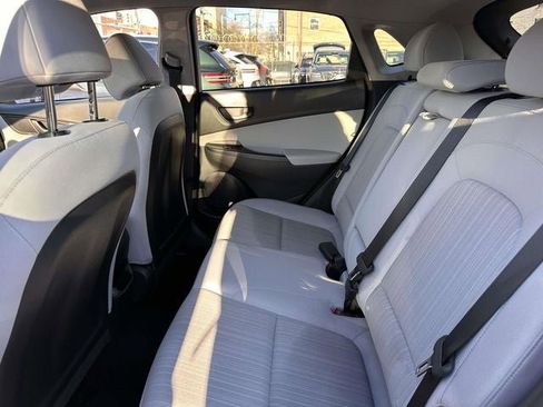 Used 2023 Hyundai Kona SEL w/ Cargo Package image 18