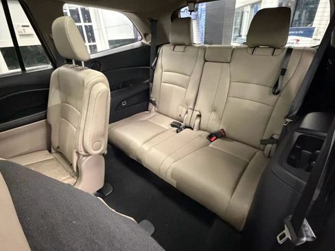 Used 2016 Honda Pilot Elite image 16