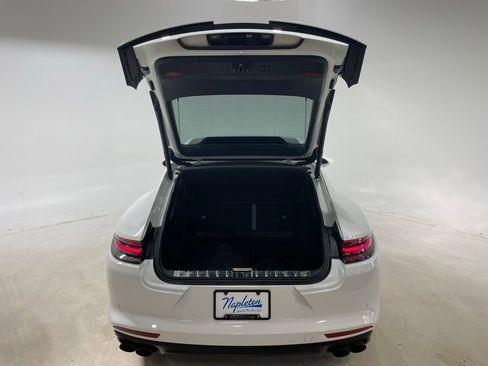 Used 2020 Porsche Panamera GTS image 7