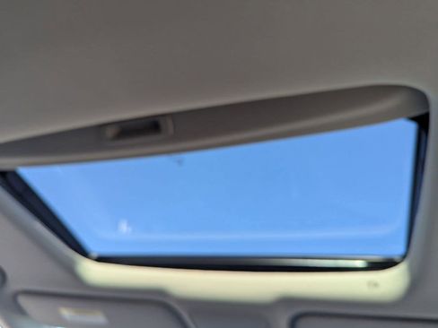 New 2026 Honda Odyssey EX-L image 12