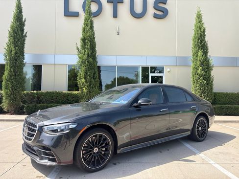 Used 2023 Mercedes-Benz S 580 4MATIC Sedan image 1