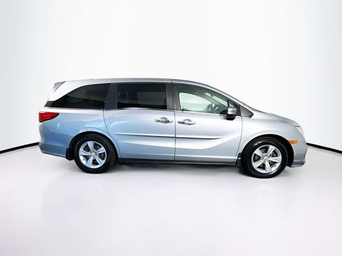 Used 2018 Honda Odyssey EX-L image 11