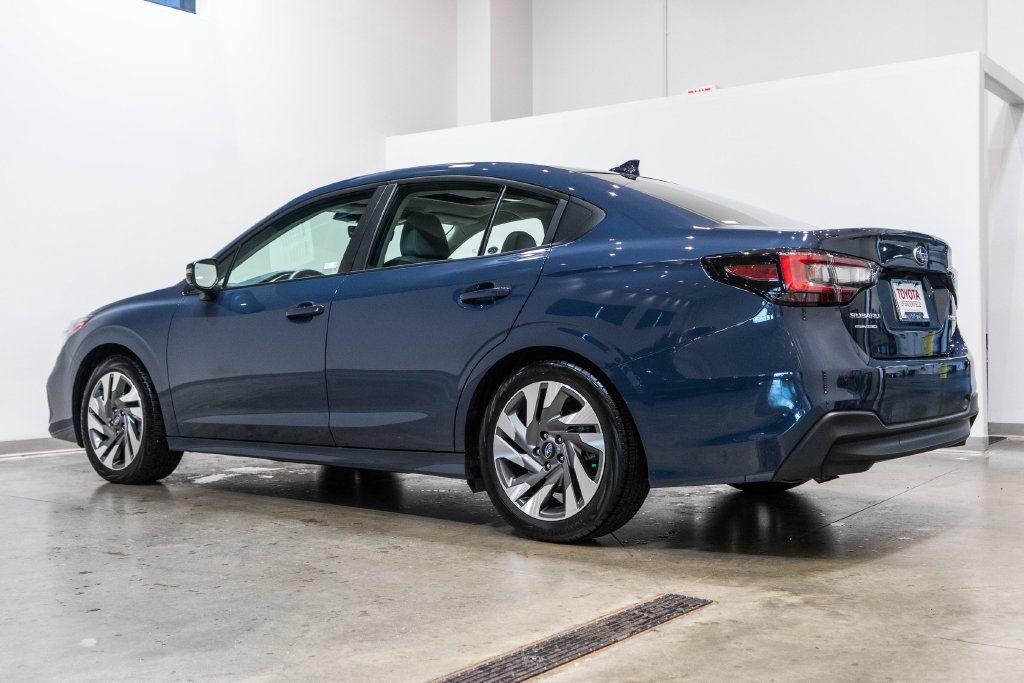 Used 2024 Subaru Legacy Limited AWD/4WD image 7