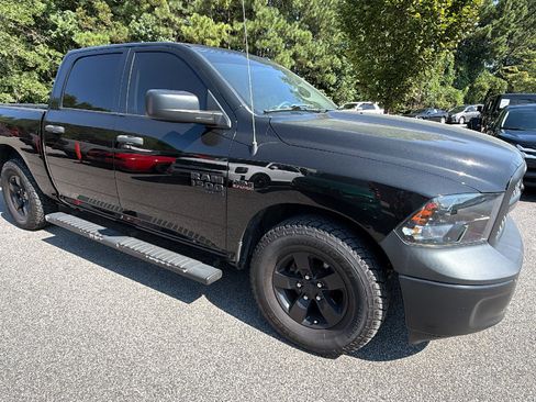 Used 2022 RAM 1500 Tradesman w/ Popular Equipment Group RWD image 5