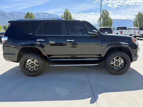 Used 2016 Toyota 4Runner Limited AWD/4WD image 2