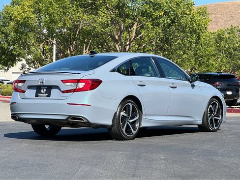 Used 2022 Honda Accord Sport image 6