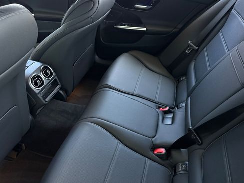 New 2025 Mercedes-Benz C 300 Sedan image 10