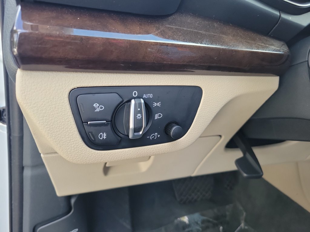 Used 2019 Audi Q5 2.0T Premium w/ Convenience Package AWD/4WD image 35