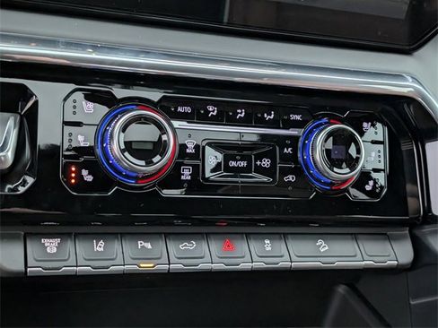 New 2026 GMC Sierra 2500 Denali Ultimate image 13