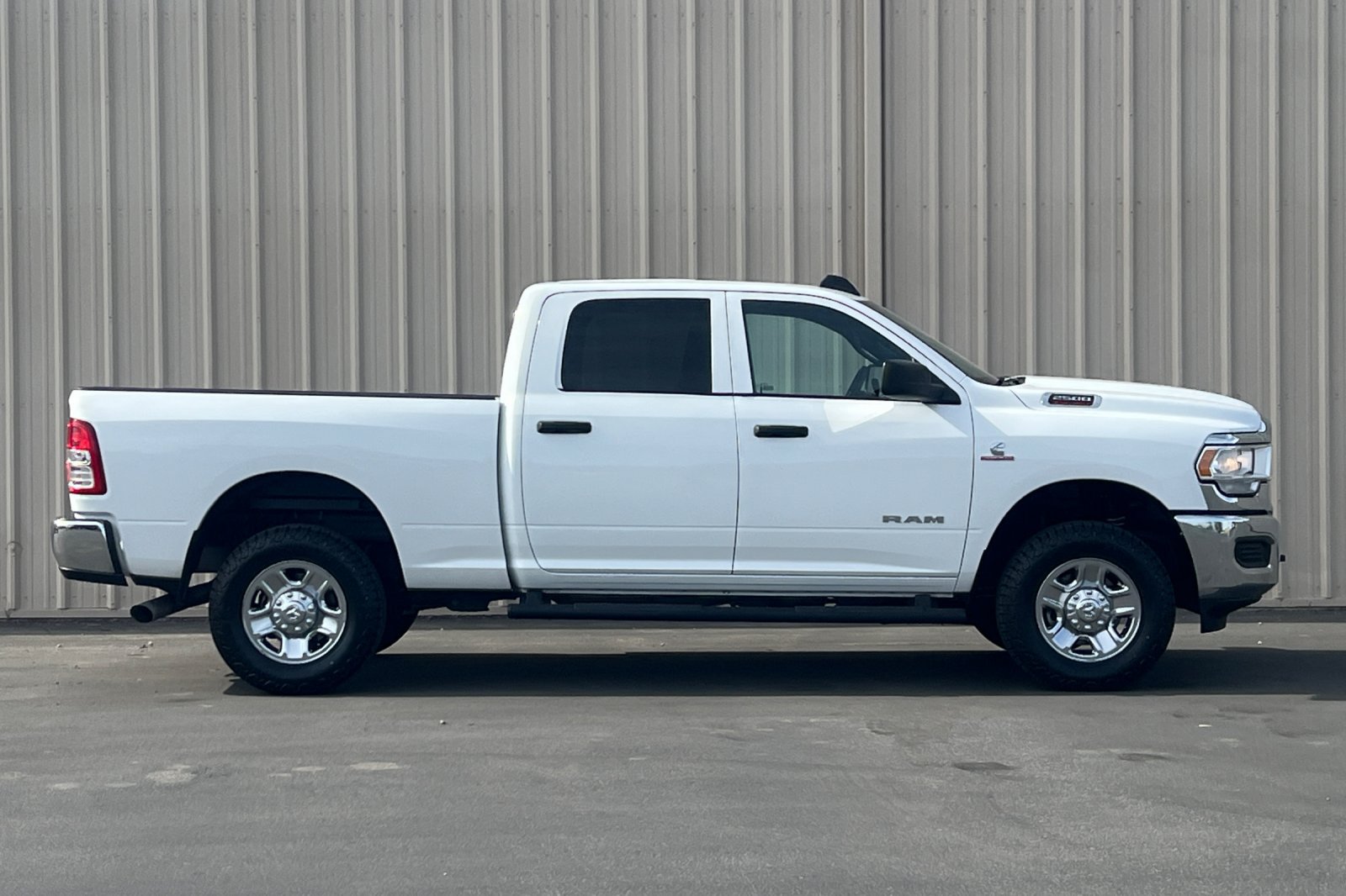 Used 2022 RAM 2500 Tradesman AWD/4WD image 3