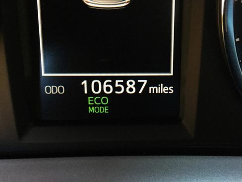 Used 2016 Toyota RAV4 XLE image 22