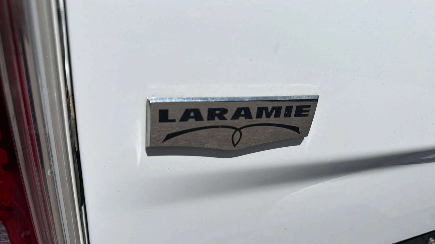 Used 2016 RAM 1500 Laramie w/ Convenience Group AWD/4WD image 18