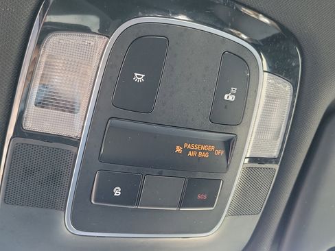 Certified 2022 Hyundai Santa Cruz SEL image 18