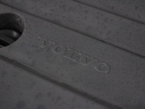 Certified 2026 Volvo XC40 B5 Ultra w/ Climate Package AWD/4WD image 25