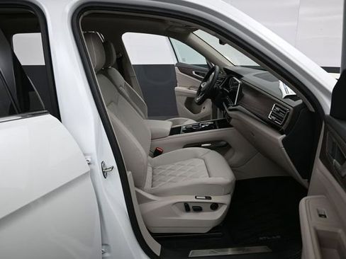 New 2026 Volkswagen Atlas SEL Premium R-Line AWD/4WD image 14