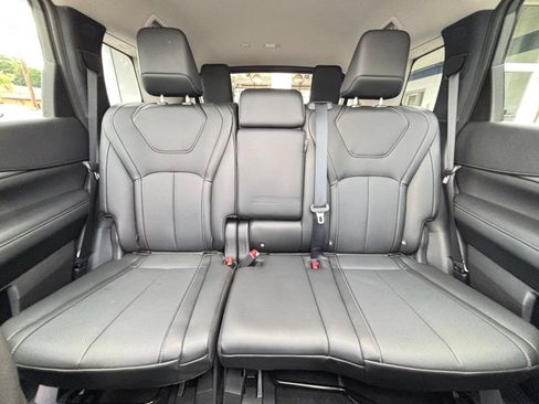 Used 2026 INFINITI QX60 Luxe FWD image 42