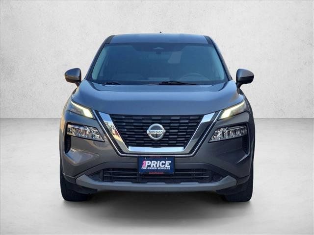 Used 2021 Nissan Rogue SV FWD image 2
