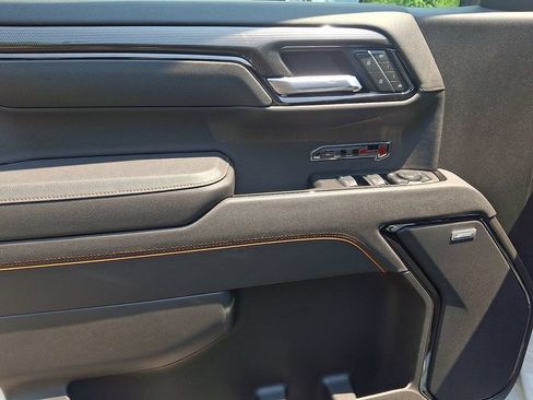 New 2026 GMC Sierra 1500 AT4 w/ AT4 Premium Package AWD/4WD image 8