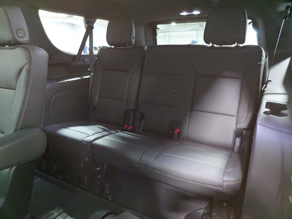 Certified 2026 Chevrolet Suburban High Country AWD/4WD image 19