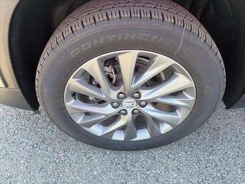 New 2026 Buick Enclave Preferred w/ Power Package image 10