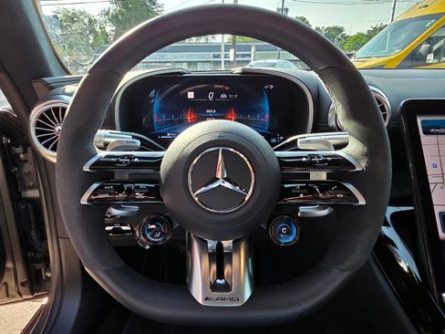 Used 2022 Mercedes-Benz SL 63 AMG 4MATIC image 28