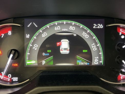 Used 2024 Toyota RAV4 XLE Premium image 17