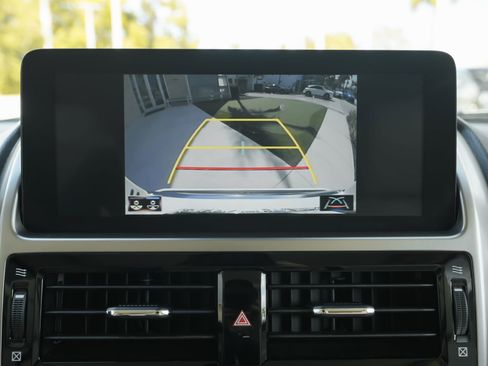 Used 2023 Lexus GX 460 Premium image 13