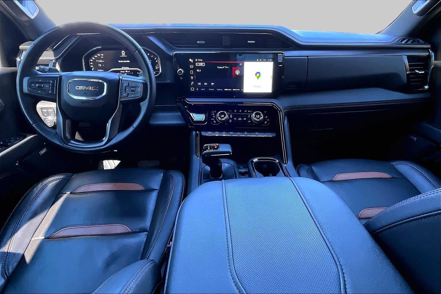 Used 2023 GMC Sierra 1500 AT4 w/ AT4 Premium Package AWD/4WD image 16