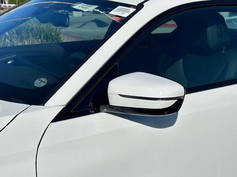 Used 2026 BMW 230i Coupe w/ Convenience Package RWD image 10