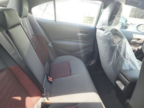 Used 2025 Toyota Corolla SE FWD image 13