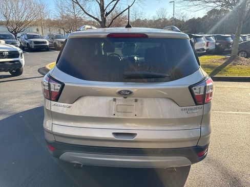 Used 2018 Ford Escape Titanium image 15