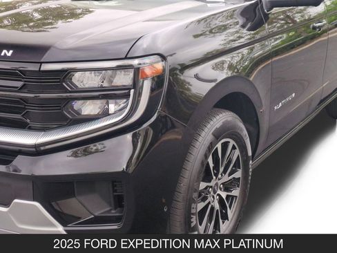 Used 2025 Ford Expedition Max Platinum AWD/4WD image 10