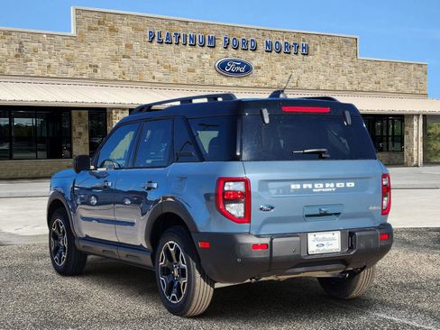 New 2025 Ford Bronco Sport Outer Banks w/ Outer Banks Tech Package+ AWD/4WD image 4
