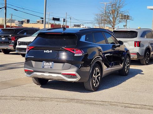 New 2025 Kia Sportage EX w/ Premium Package image 3