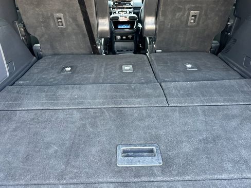 Used 2024 Lincoln Navigator Reserve image 17